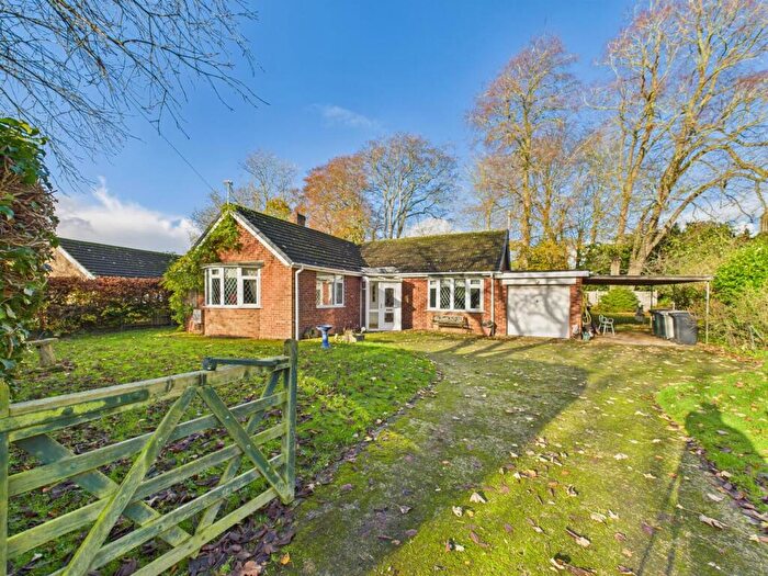 4 Bedroom Detached Bungalow For Sale In Church Lane, Manby, Louth, LN11