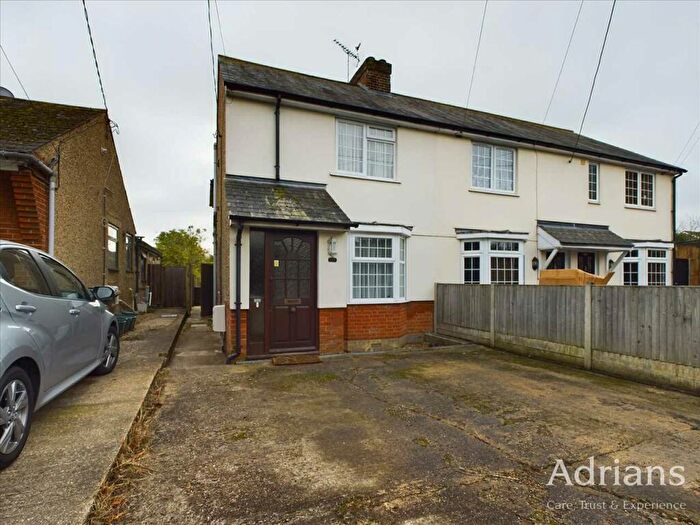 3 Bedroom House For Sale In Watchouse Road, Chelmsford, CM2
