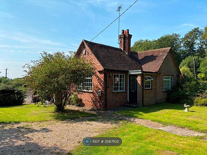 2 Bedroom Bungalow To Rent In Dell Road, Finchampstead, Wokingham, RG40