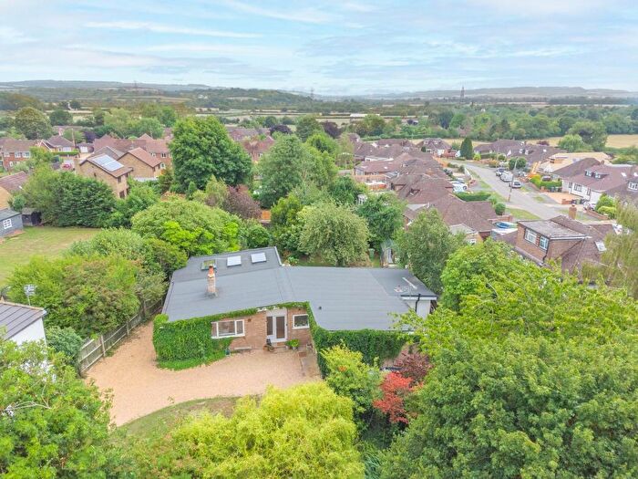 4 Bedroom Detached Bungalow For Sale In Tilsworth Road, Stanbridge, LU7