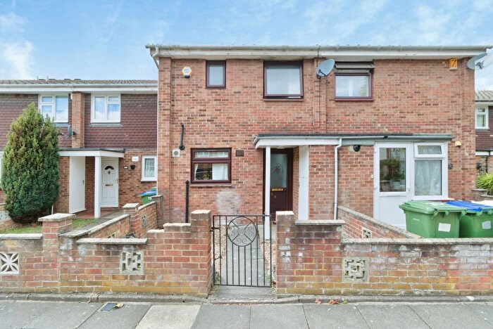 3 Bedroom Terraced House For Sale In Whernside Close, London, SE28