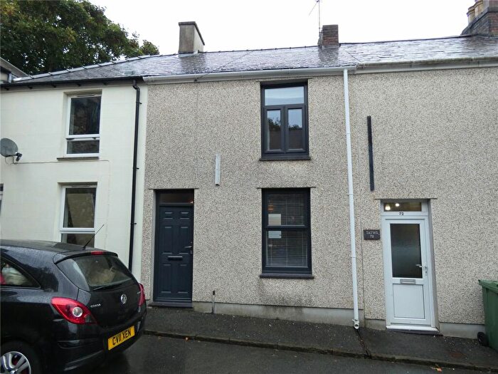 2 Bedroom Terraced House To Rent In Hill Street, Bangor, LL57