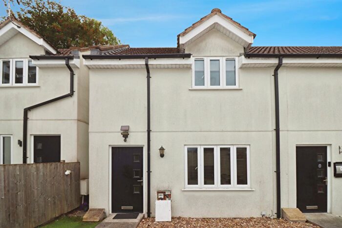 2 Bedroom End Of Terrace House For Sale In Verde Close, Soundwell, Bristol, BS16