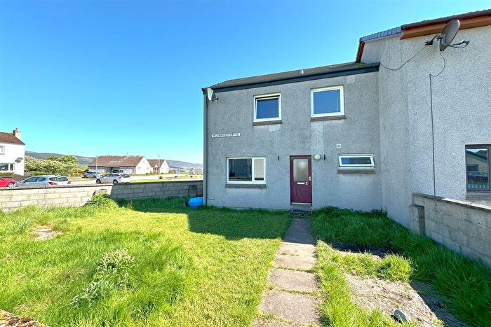 3 Bedroom End Of Terrace House For Sale In Muirfield Drive, Brora, Sutherland, KW9