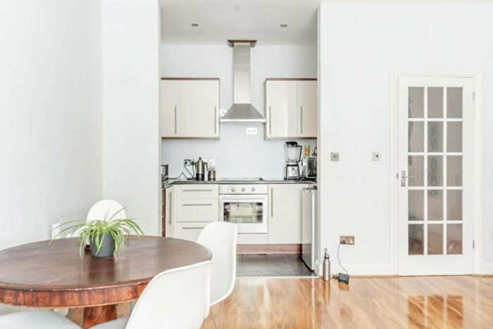 2 Bedroom Apartment To Rent In Finborough Road, London, SW10