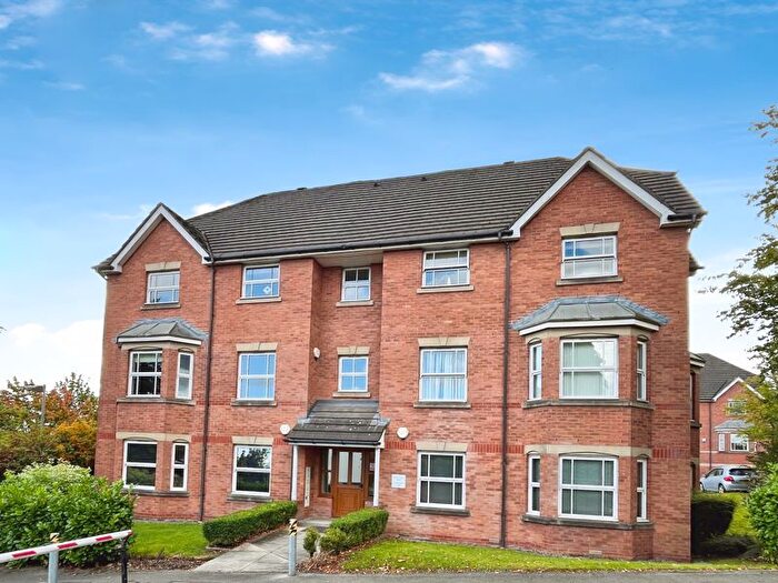 2 Bedroom Flat To Rent In Royal Court Drive, Bolton, BL1