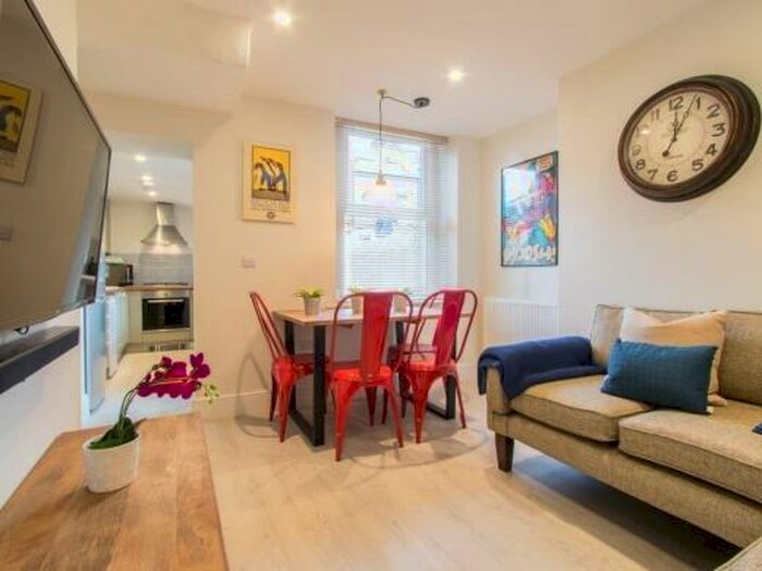 4 Bedroom Terraced House To Rent In Albion Street, Lancaster, LA1