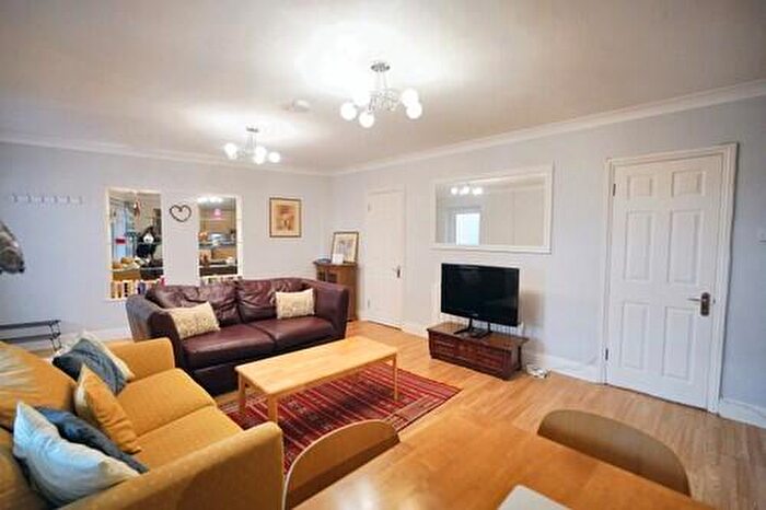 2 Bedroom Flat For Sale In Castle Walk, Lower Street, Stansted Mountfitchet, CM24