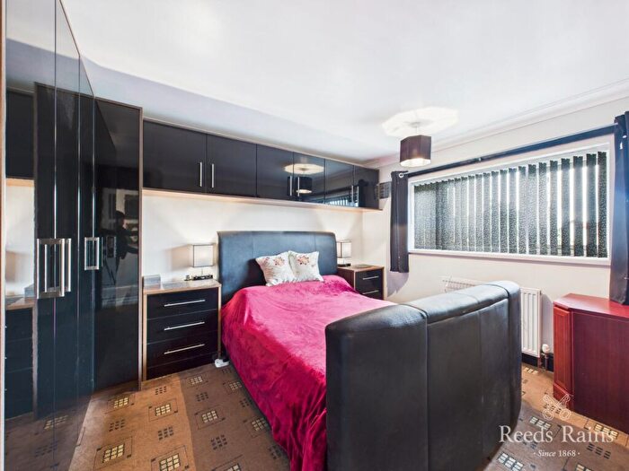 3 Bedroom End Of Terrace House For Sale In Wexford Avenue, Hull, East Riding Of Yorkshire, HU9