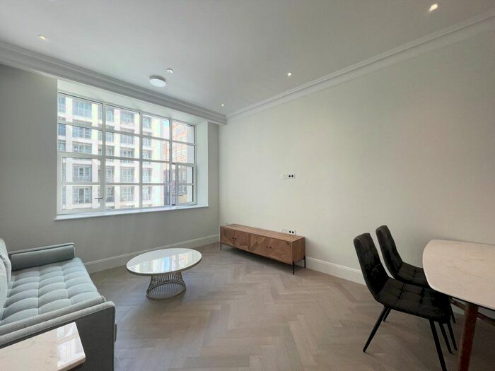 3 Bedroom Flat To Rent In Millbank, London, SW1P