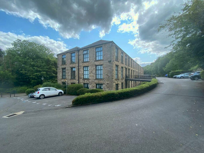 2 Bedroom Apartment To Rent In The Wharf, Wool Road, Oldham, Lancashire, OL3