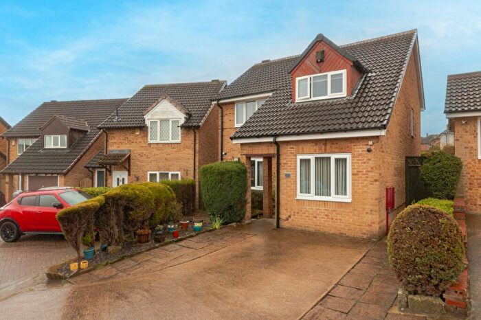 4 Bedroom Detached House For Sale In Carnoustie Grove, Bingley, West Yorkshire, BD16