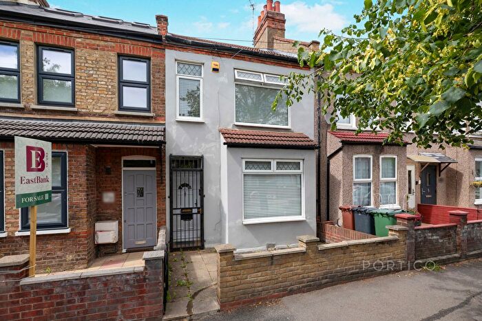 3 Bedroom Property To Rent In Macdonald Road, London, E17