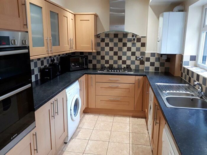 6 Bedroom House To Rent In Chester Street, Newcastle Upon Tyne, NE2