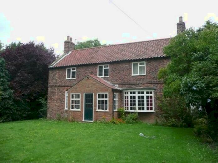 3 Bedroom Detached House To Rent In Stallingborough Road, Immingham, DN40