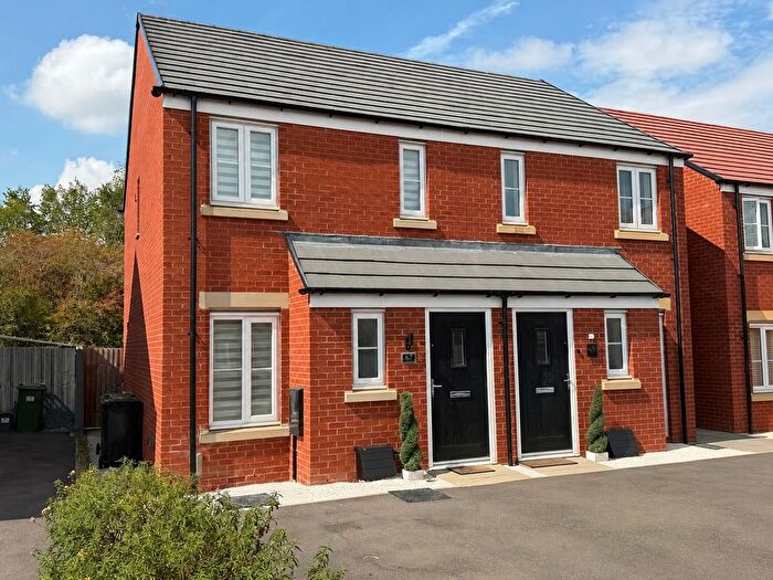 2 Bedroom Semi Detached House For Sale In Wilton Avenue, Hampton Gardens, Peterborough, PE7