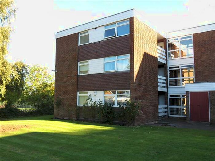 2 Bedroom Flat To Rent In Butlers Road, Birmingham, B20