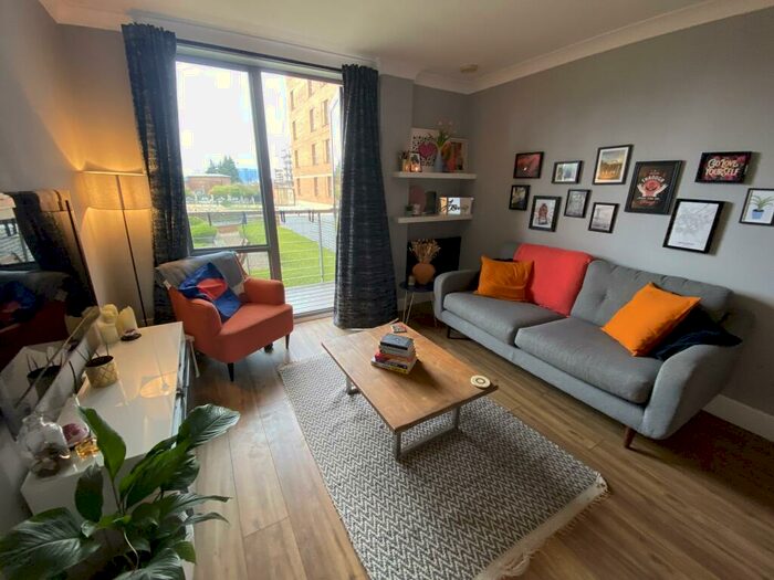 2 Bedroom Flat To Rent In Merchants Quay, East Street, Leeds, West Yorkshire, LS9