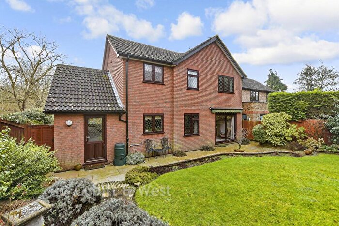 4 Bedroom Detached House For Sale In Cotland Acres, Meadvale, Surrey, RH1