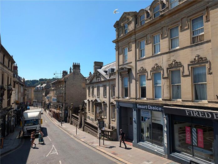 4 Bedroom Maisonette For Sale In Broad Street, Bath, Somerset, BA1