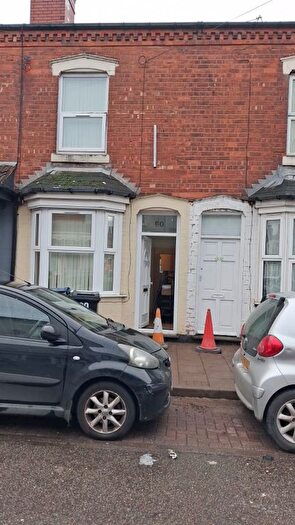3 Bedroom Terraced House To Rent In Reginald Road, Birmingham, B8