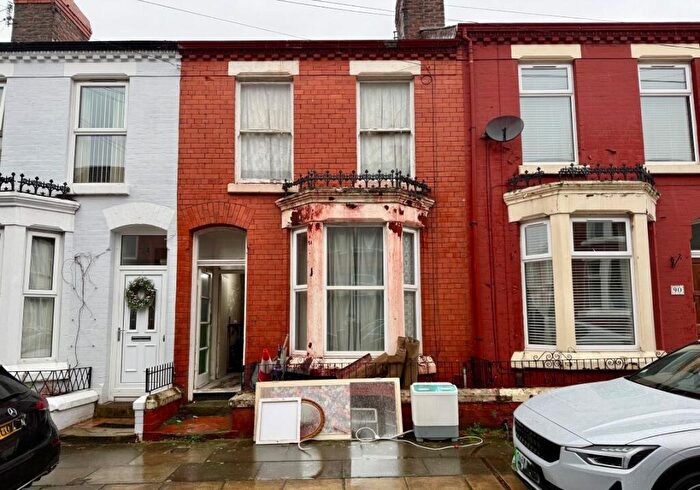 3 Bedroom Terraced House For Sale In Errol Street, Liverpool, Merseyside, L17
