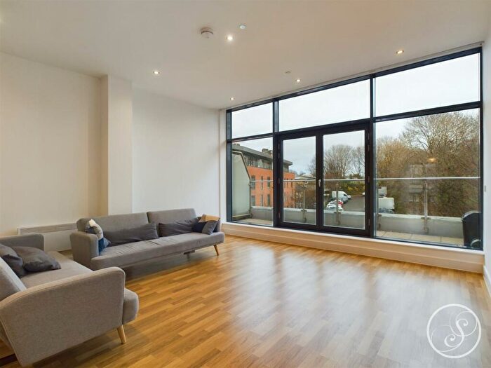 2 Bedroom Duplex To Rent In Mabgate, Leeds, LS9