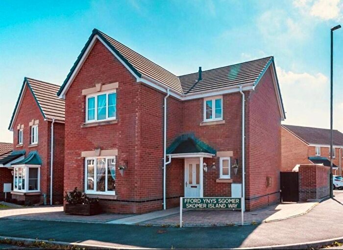 4 Bedroom Detached House For Sale In Skomer Island Way, Caerphilly, CF83