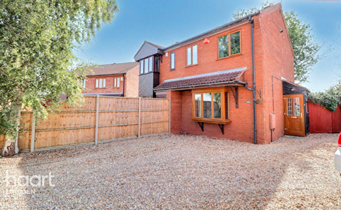 2 Bedroom Semi-Detached House For Sale In Winthorpe Close, Lincoln, LN6