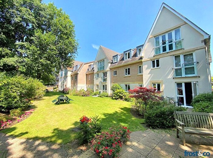 1 Bedroom Flat For Sale In Sandbanks Road, Lilliput, Poole, Dorset, BH14