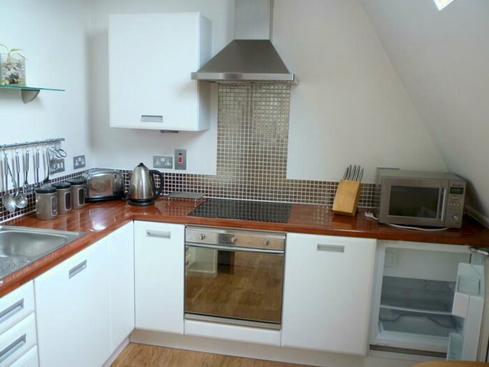1 Bedroom Flat To Rent In The Headrow, Leeds, West Yorkshire, Uk, LS1