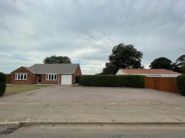 3 Bedroom Detached Bungalow For Sale In Gosberton Risegate, PE11