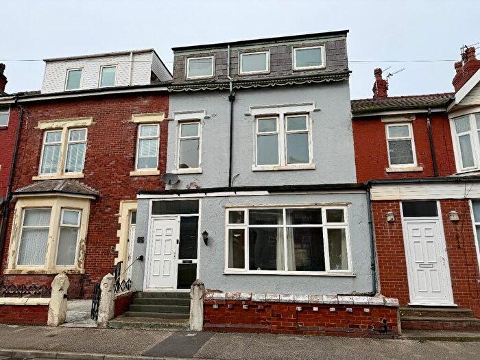 7 Bedroom Terraced House For Sale In Osborne Road, Blackpool, Lancashire, FY4
