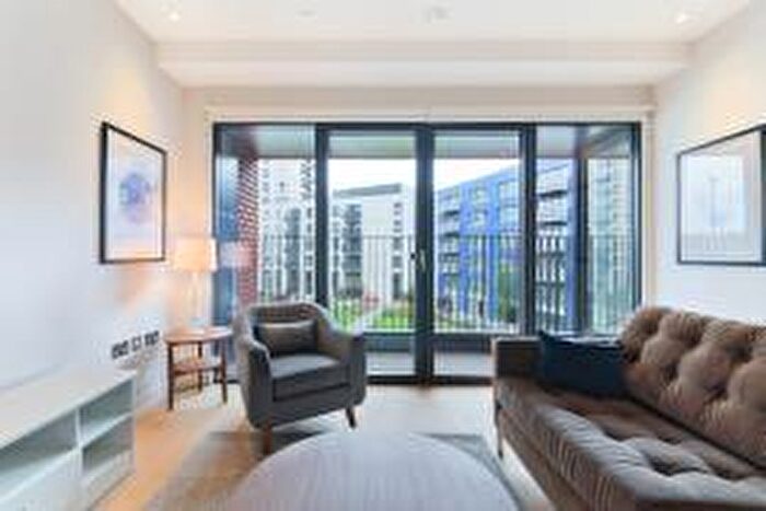 1 Bedroom Apartment To Rent In Meade House, London City Island, London, E14
