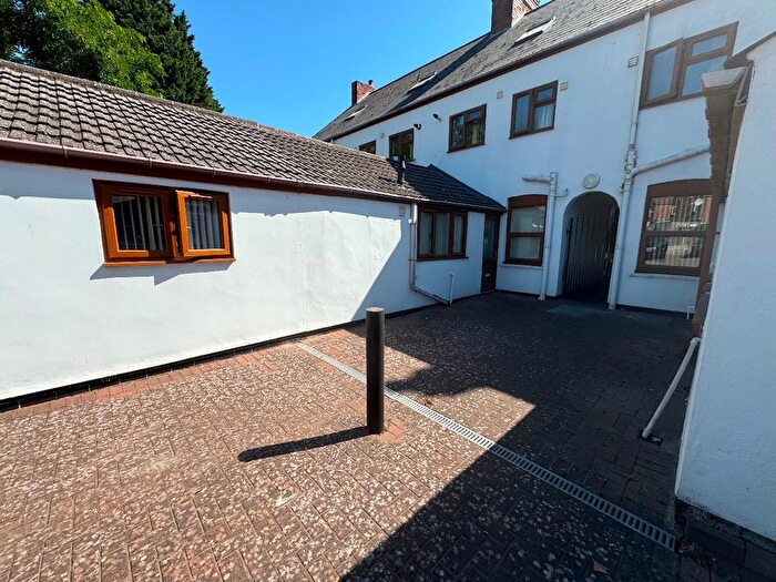 1 Bedroom Flat To Rent In Stanley Road, Nuneaton, CV11