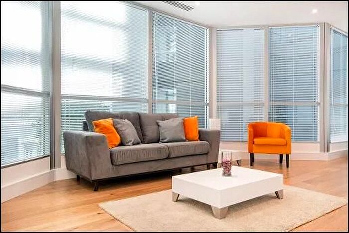 1 Bedroom Flat To Rent In Staines Road, Hounslow, TW3