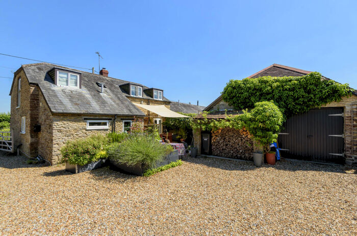 2 Bedroom Semi-Detached House For Sale In Holton, Wincanton, Somerset, BA9