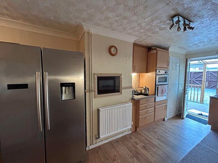 3 Bedroom Terraced House To Rent In Coldhams North, Huntingdon, PE29