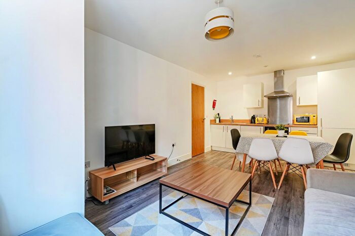 2 Bedroom Flat To Rent In Queen Street, Sheffield, S1