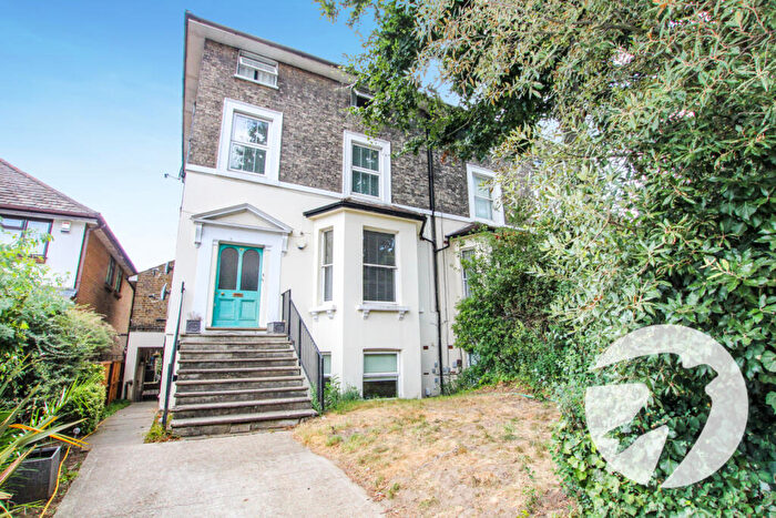 2 Bedroom Flat For Sale In Southend Crescent, London, SE9