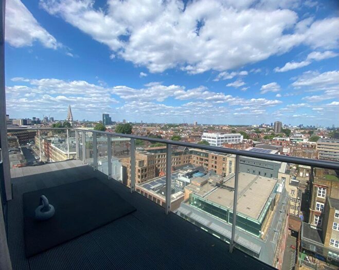 2 Bedroom Apartment To Rent In Kensington, Apartments, Commercial Street, London, E1