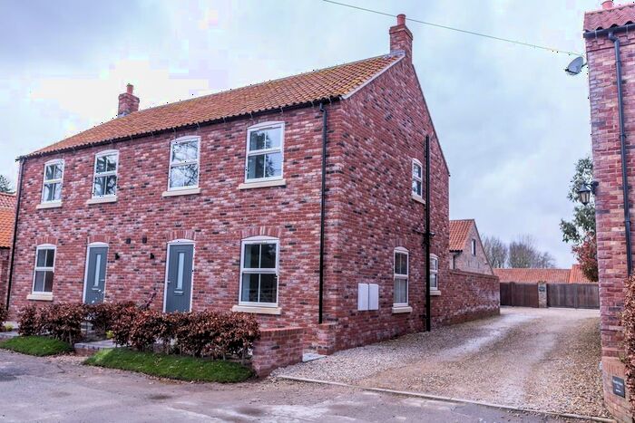 3 Bedroom Property To Rent In North Road, Lund, Driffield, YO25
