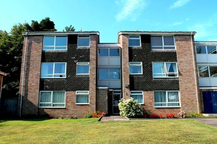 1 Bedroom Flat To Rent In Forest Court, Birmingham B13