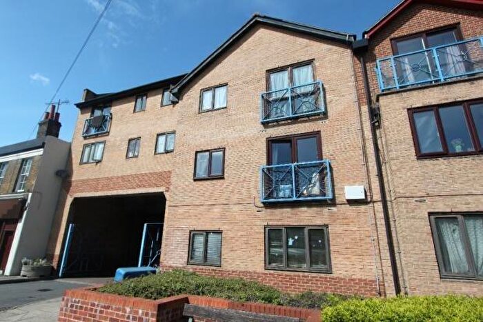 1 Bedroom Apartment To Rent In Crawley Court, West Street, Gravesend, Kent, DA11