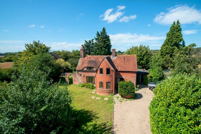 4 Bedroom Detached House For Sale In Woodlands St Mary, Hungerford RG17