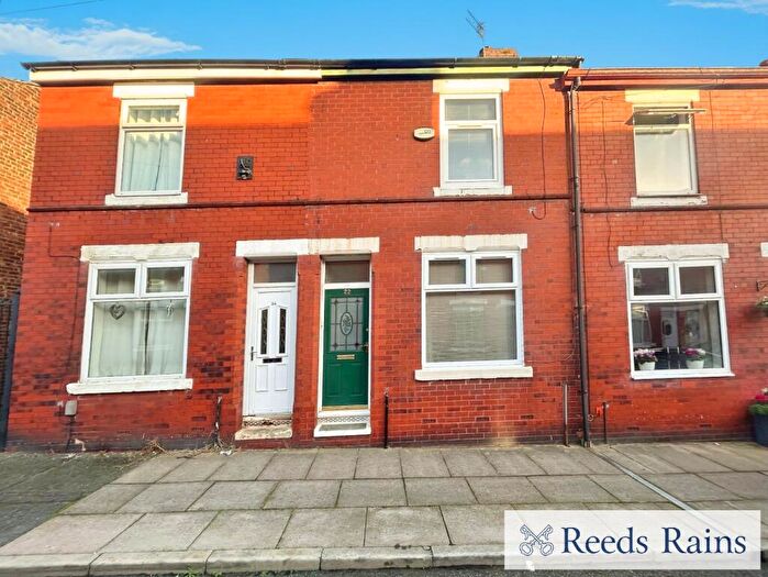 2 Bedroom Terraced House For Sale In Kingsford Street, Salford, Greater Manchester, M5