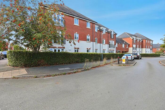 1 Bedroom Flat For Sale In Dickens Close, Stratford-upon-Avon, CV37