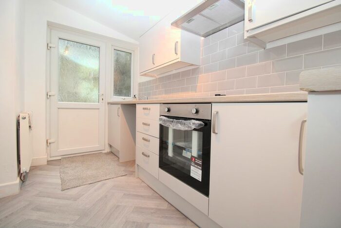 4 Bedroom Terraced House To Rent In Ynyshir Road, Ynyshir, Porth CF39