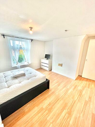 3 Bedroom End Of Terrace House To Rent In Marlborough Street, Ashton-Under-Lyne, OL7