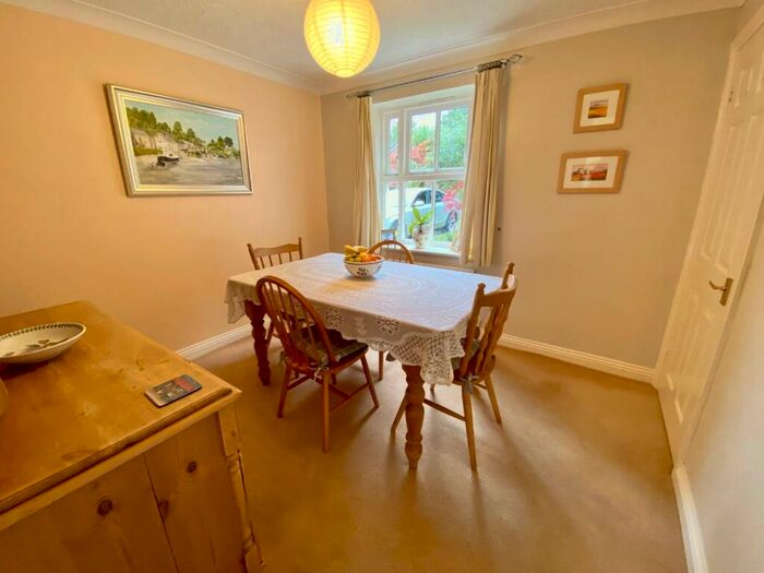 5 Bedroom Detached House For Sale In Clarke Close, Uffculme, Cullompton, Devon, EX15